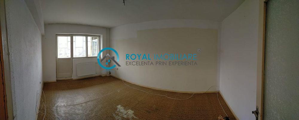 Royal Imobiliare   Vanzare apartament zona B dul Bucuresti
