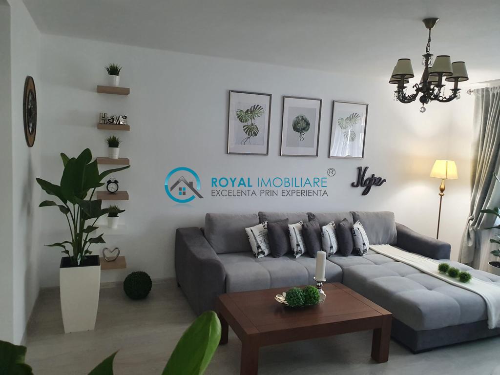 Royal Imobiliare   Inchiriere Vila zona Albert