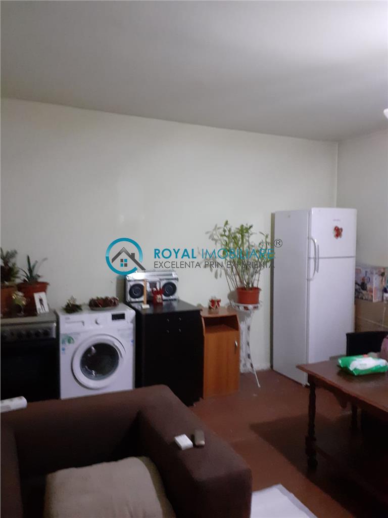 Royal Imobiliare   apartament 2 camere zona Marasesti