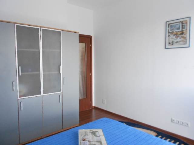 Royal Imobiliare   Vanzare apartament 2 camere, zona Valeni