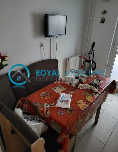 Royal Imobiliare   Vanzare apartament 3 camere, zona E Vacarescu