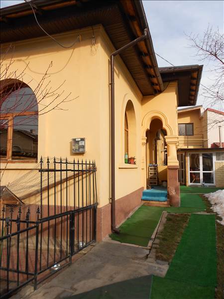 Royal Imobiliare - Vanzari case/vile - Zona Eminescu