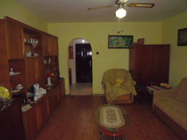 Royal Imobiliare   apartament 1 camera de vanzare in Ploiesti, zona Nord   Spitalul Judetean
