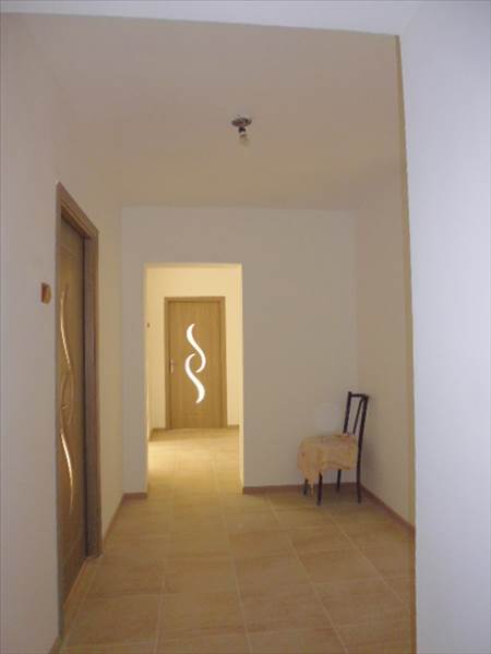 Royal Imobiliare   apartament 3 camere de vanzare in Ploiesti, zona Sud