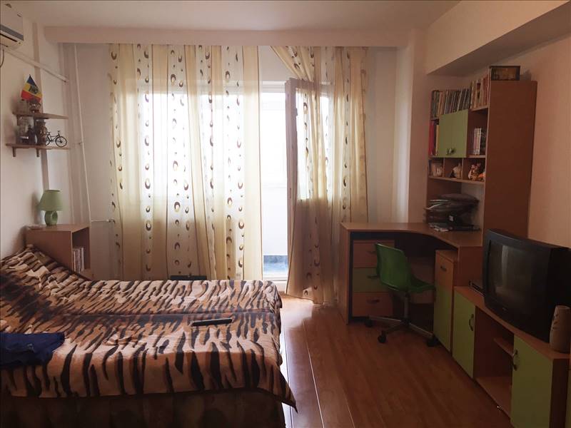 Royal Imobiliare   apartament 1 camera de vanzare in Ploiesti, zona Marasesti