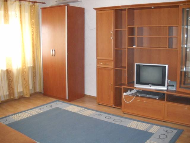 Royal Imobiliare   apartament 1 camera de inchiriat in Ploiesti, zona Gheorghe Doja