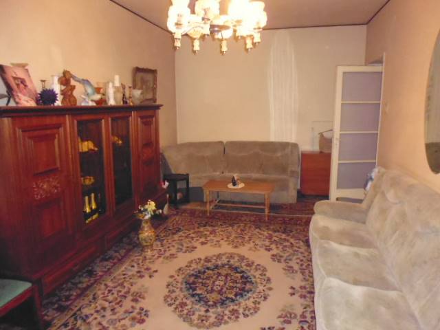Royal Imobiliare   apartament 2 camere de vanzare in Ploiesti, zona Eminescu