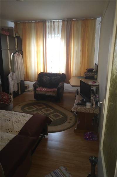 Royal Imobiliare   apartament 1 camera de vanzare in Ploiesti, zona Malu Rosu