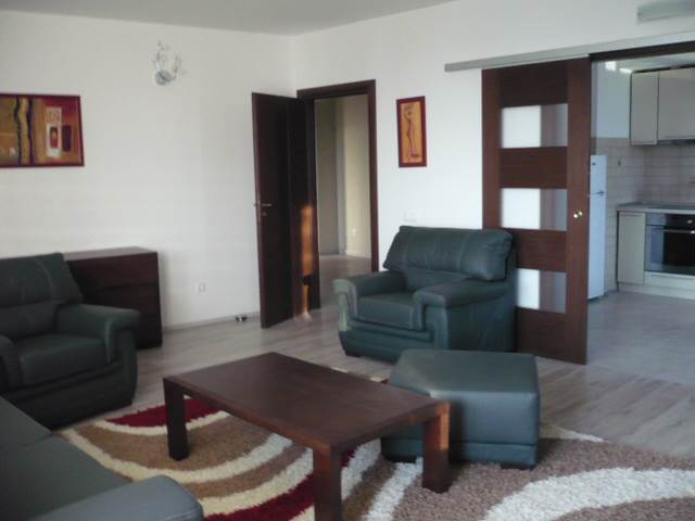 Royal Imobiliare   apartament 3 camere de inchiriat in Ploiesti, zona Ultracentral
