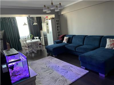 Royal Imobiliare   Vanzare apartament 3 camere, zona 9 Mai