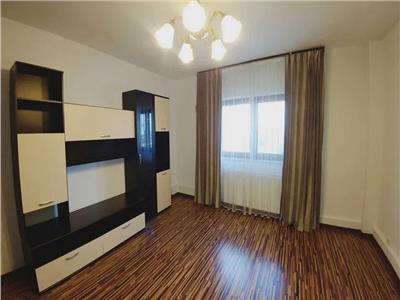 Royal Imobiliare - Vanzare apartament 4 camere, zona Mos Craciun