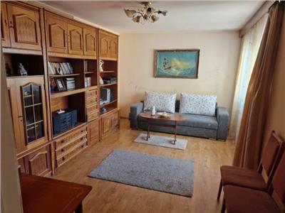 Royal Imobiliare - Vanzare apartament 2 camere, zona Piata Mihai Viteazu