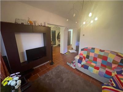 Royal Imobiliare - Vanzare apartament 3 camere, zona Bdul Bucuresti