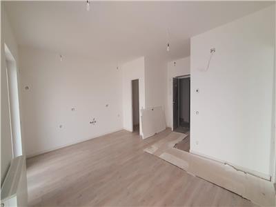 Royal Imobiliare-Vanzare Apartament 4 camere-zona Sud