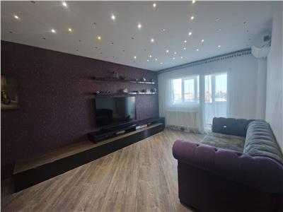 Royal Imobiliare-Vanzare Apartament 3 Camere Zona Malu Rosu